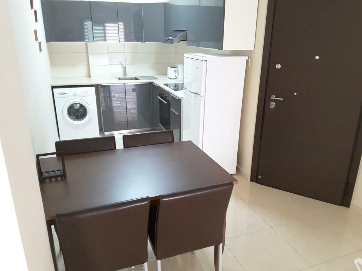 Lighthouse By The Sea Lovely 2Bdr Apartment Paphos Exteriér fotografie