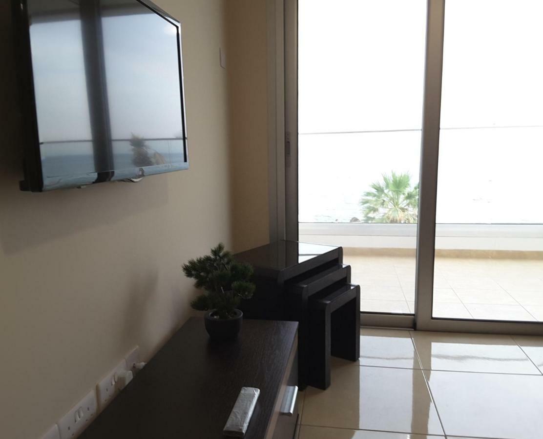 Lighthouse By The Sea Lovely 2Bdr Apartment Paphos Exteriér fotografie