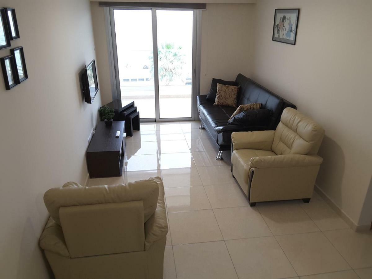 Lighthouse By The Sea Lovely 2Bdr Apartment Paphos Exteriér fotografie